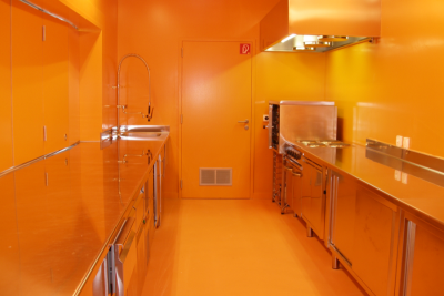 La cuisine entièrement équipée